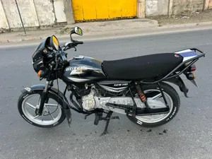 Bajaj Boxer 125 2025 Black