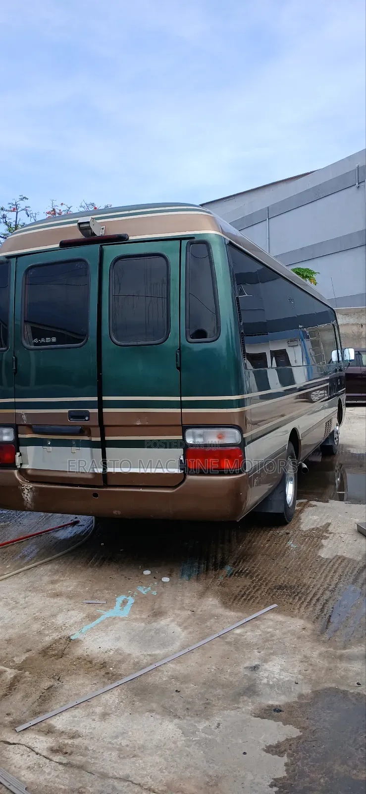 Toyota Coaster 2003