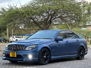 Mercedes-Benz C200 2008 Blue