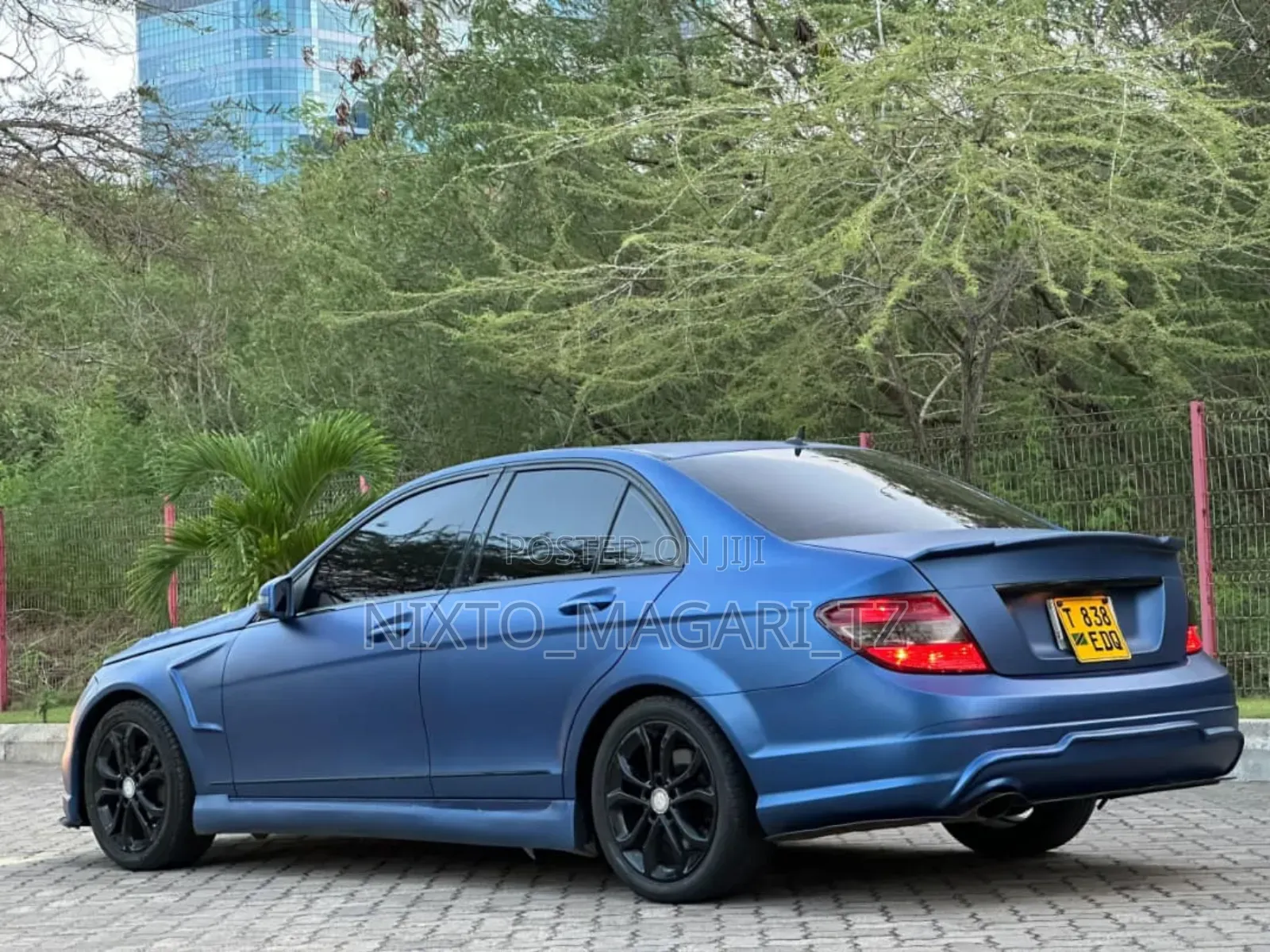 Mercedes-Benz C200 2008 Blue