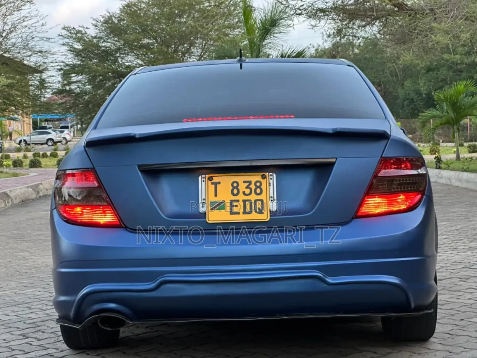Mercedes-Benz C200 2008 Blue