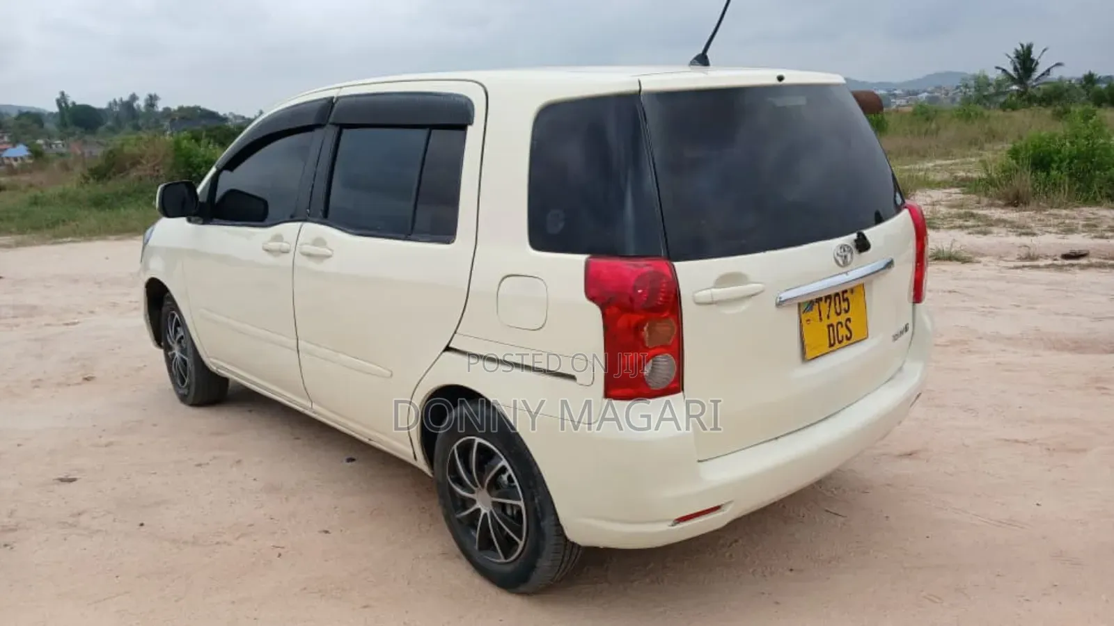 Toyota Raum 1.5 AWD 2007 Off white
