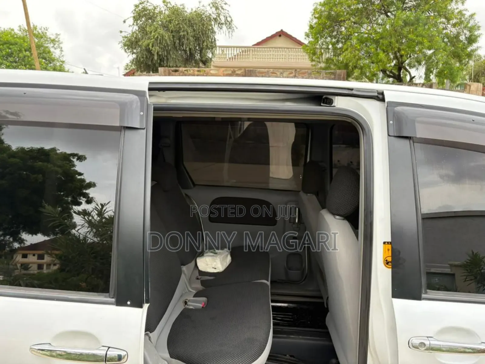 Toyota Sienta 2006 White