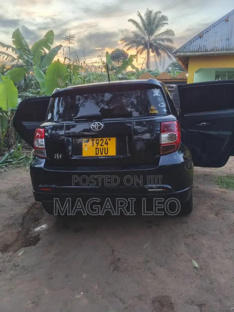 Toyota IST 2007 Black