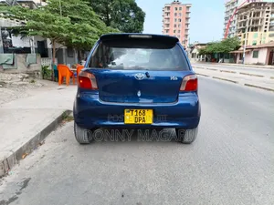 Toyota Vitz 1.3 AWD 3dr 2001 Blue