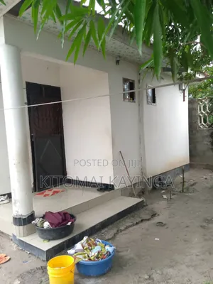 2bdrm House in Chamazi for sale