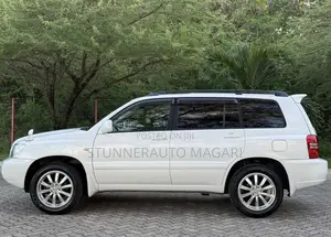 Toyota Kluger 2006 White