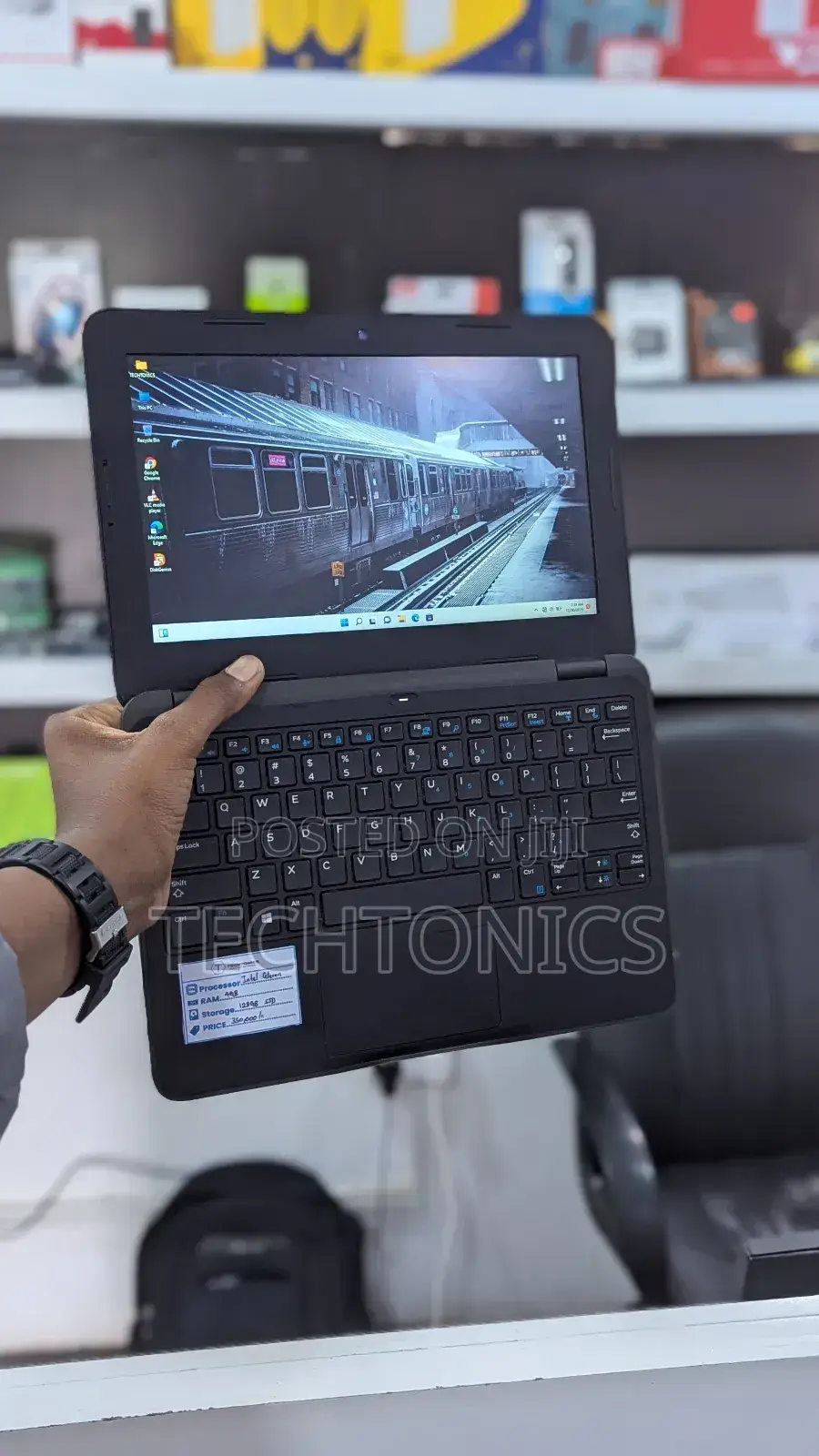Laptop Dell Latitude 3189 4GB Intel SSD 128GB