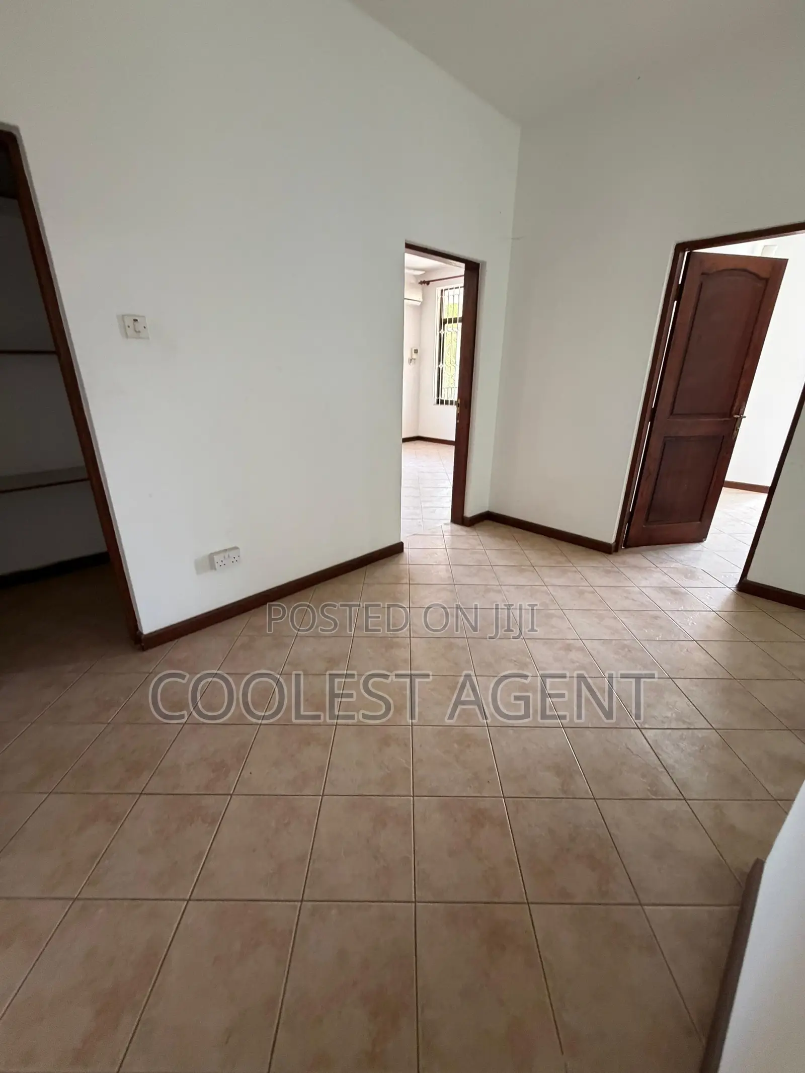 4bdrm House in Coolest Estate, Masaki for rent