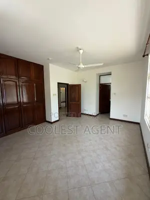 4bdrm House in Coolest Estate, Masaki for rent