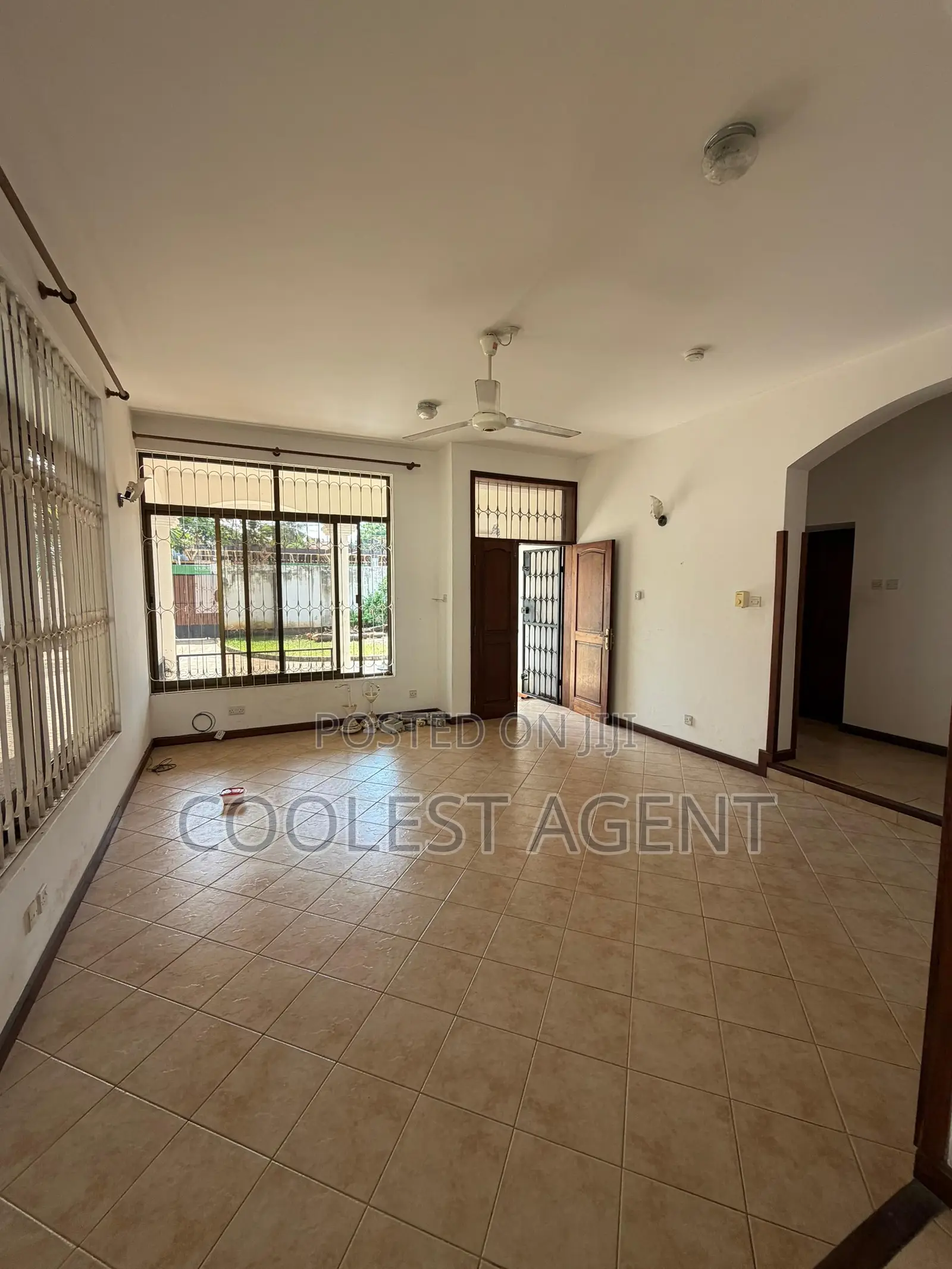 4bdrm House in Coolest Estate, Masaki for rent