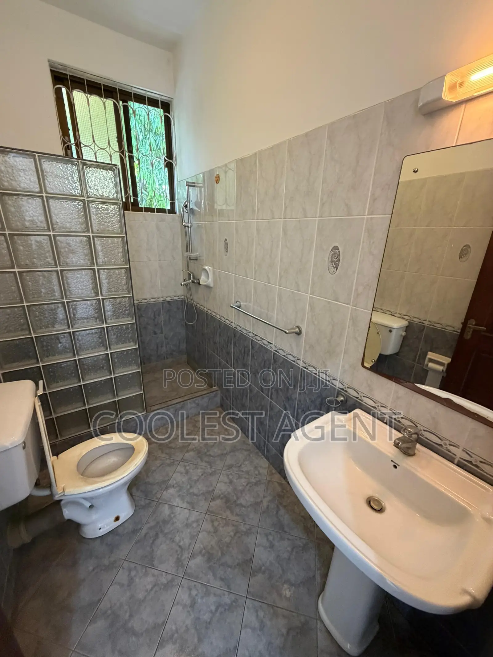4bdrm House in Coolest Estate, Masaki for rent