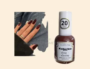 Nail Color Long Lasting in Maroon