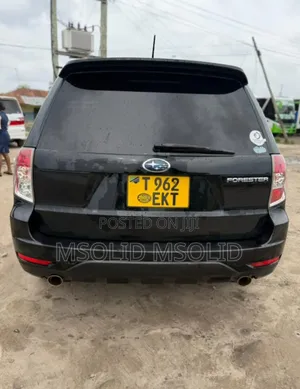 Subaru Forester 2010 Black
