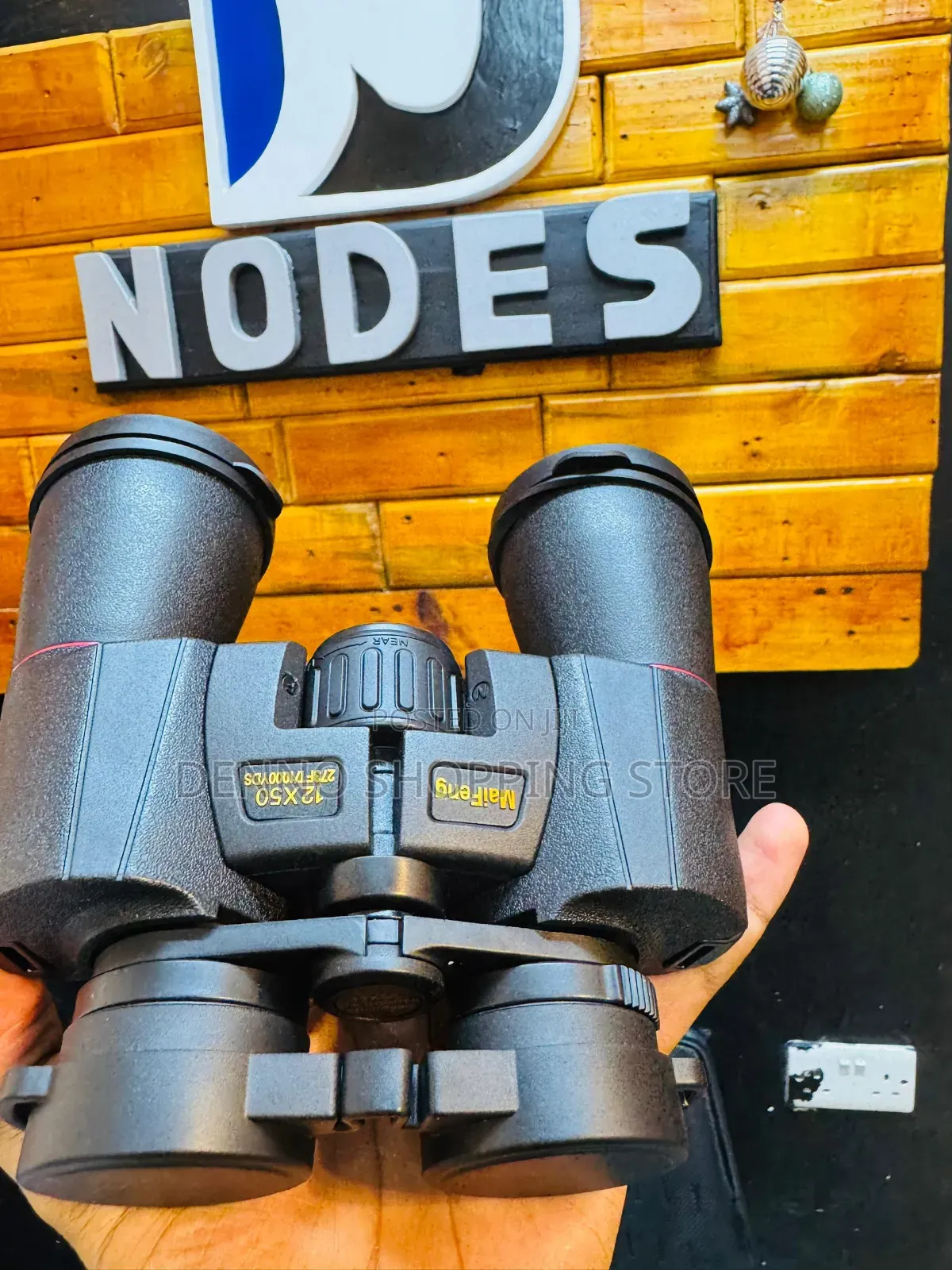 Maifeng Ed 12x50 Binocular Black Clear