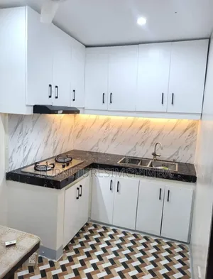 Simple Kitchen Cabinet Set