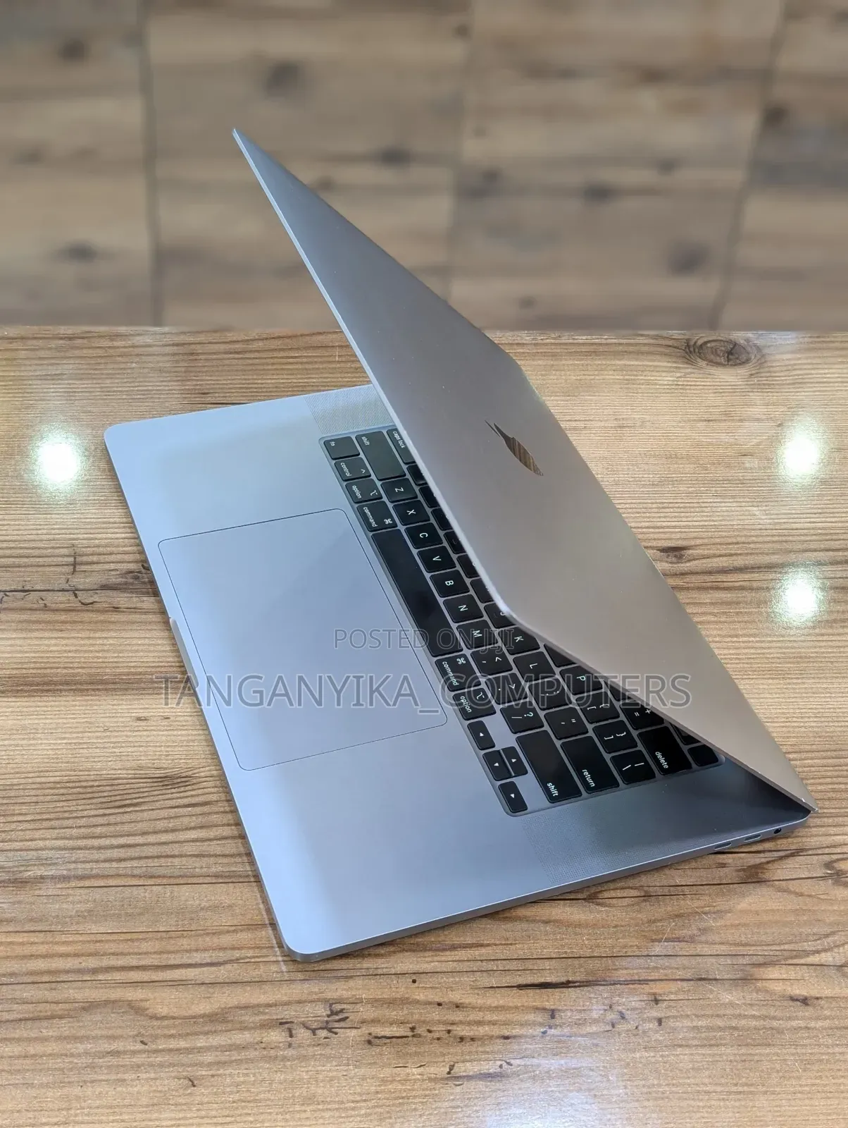 Laptop Apple MacBook Air 2020 M1 8GB Apple M1 SSD 256GB