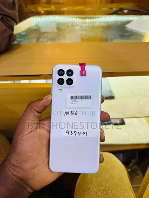 Samsung Galaxy M33 128 GB White