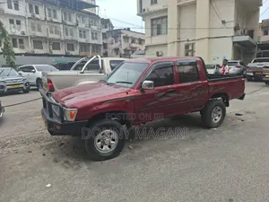 Toyota Hilux 2.5 D-4D 2008 Burgundy