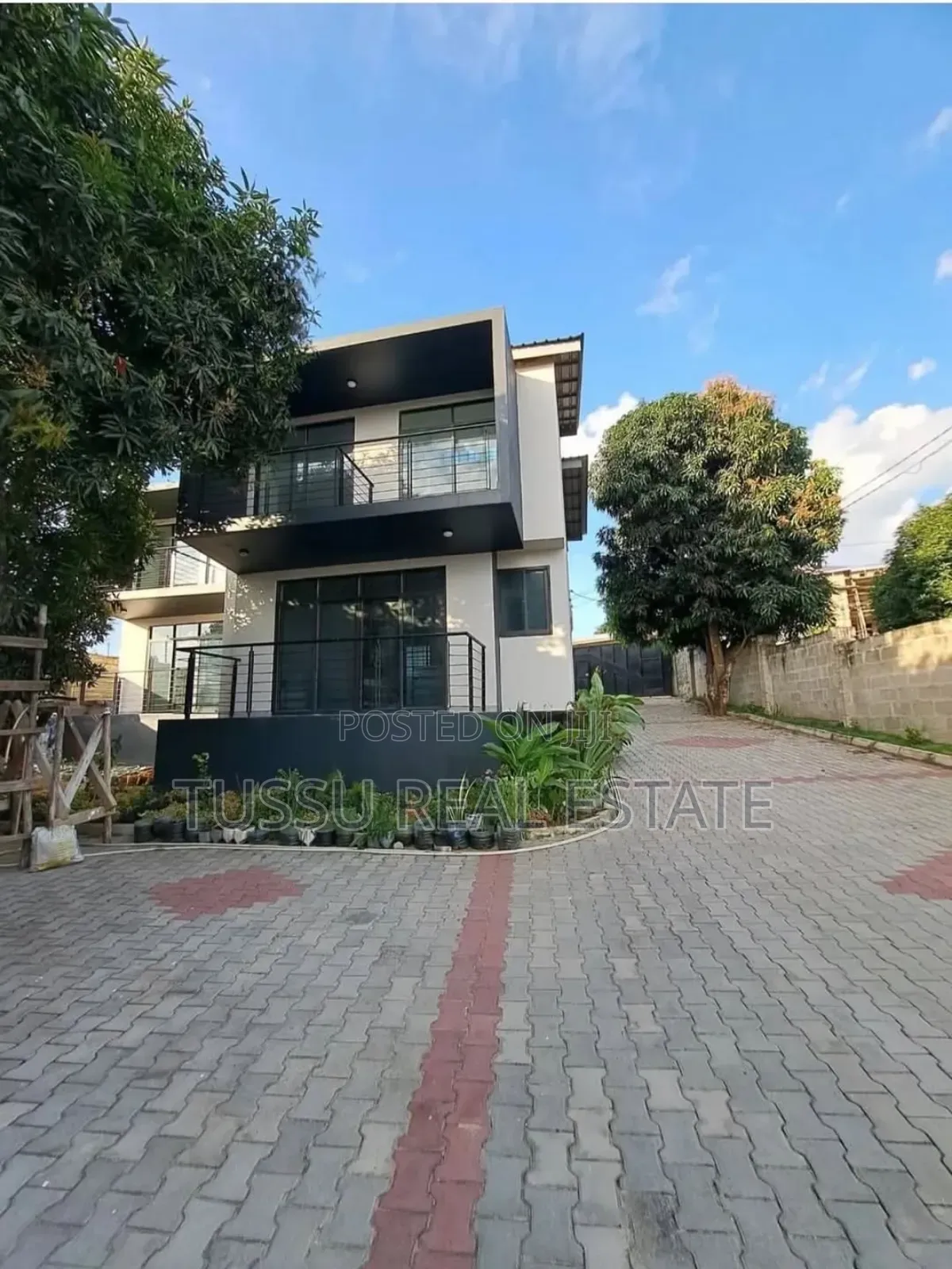 2bdrm Villa in Goba for rent