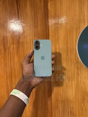 Apple iPhone 16 128 GB Green