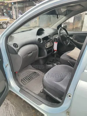 Toyota Vitz 1.3 AWD 5dr 2004 Silver