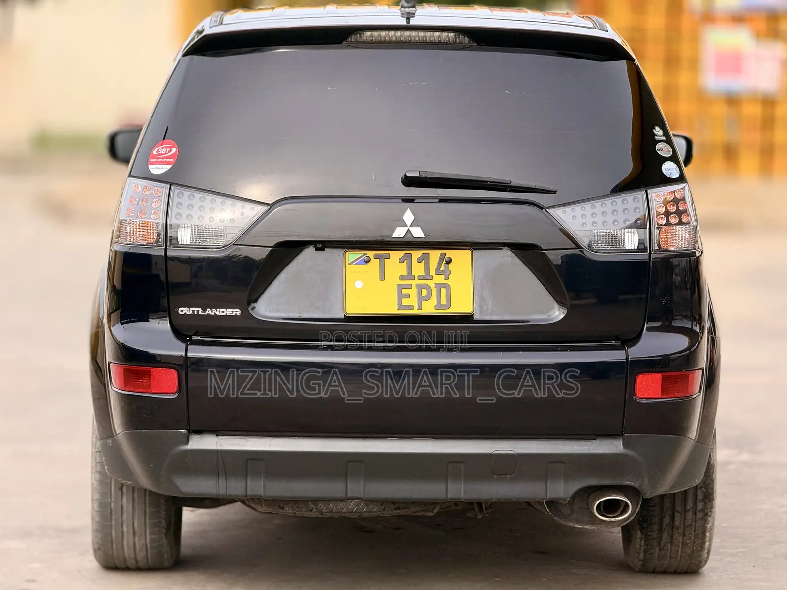 Mitsubishi Outlander 2010 Black