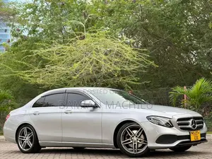 Mercedes-Benz E200 2017 Silver