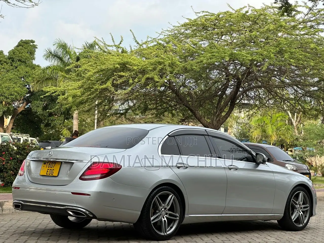Mercedes-Benz E200 2017 Silver