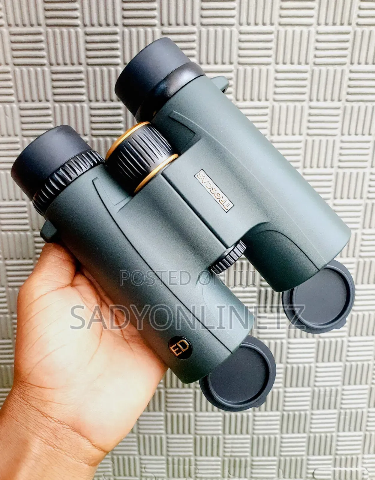 High Quality Troscas Binocular 10×42