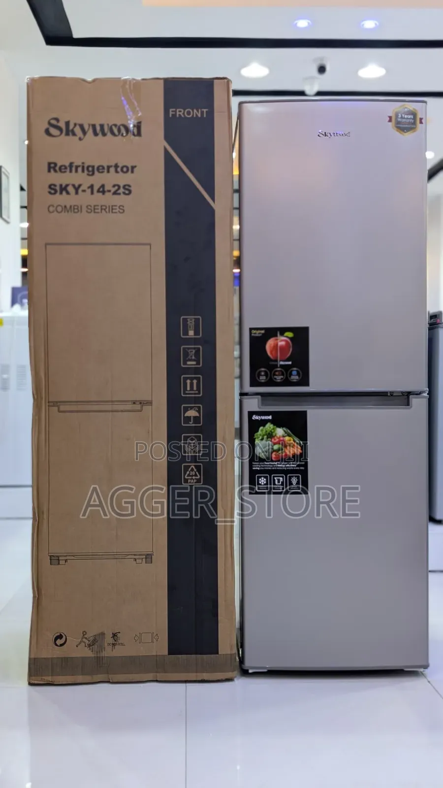 Skywood Combi Refrigerator 
 Sky 14-2s
•Liters 160l(Extra Large)