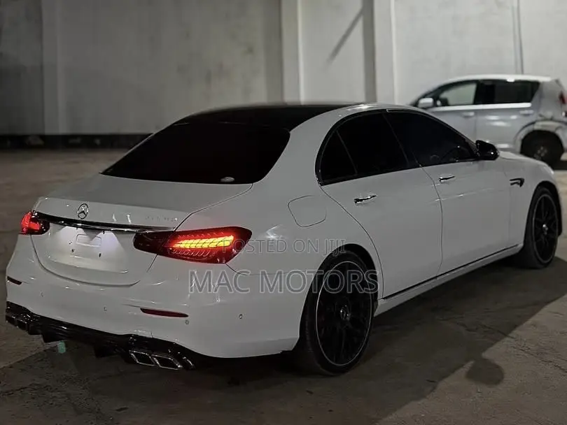 Mercedes-Benz E200 2020 White