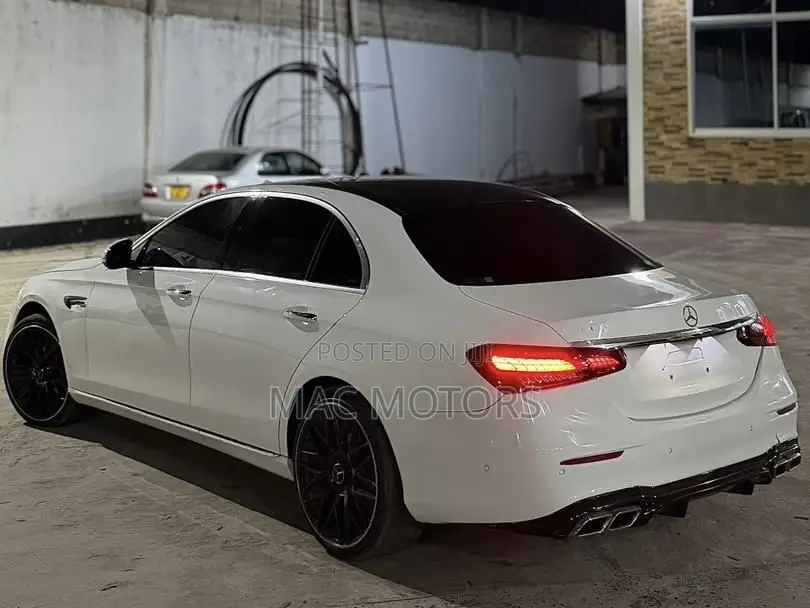 Mercedes-Benz E200 2020 White
