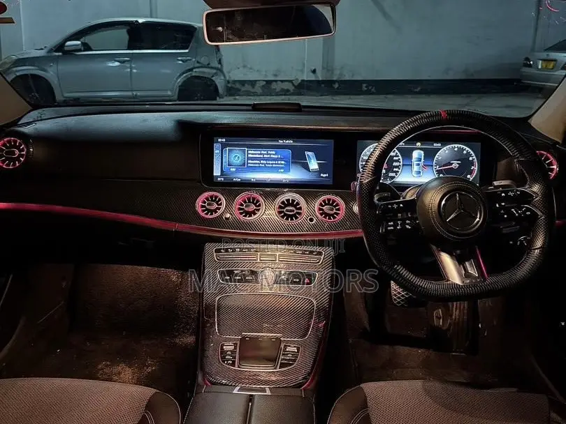 Mercedes-Benz E200 2020 White