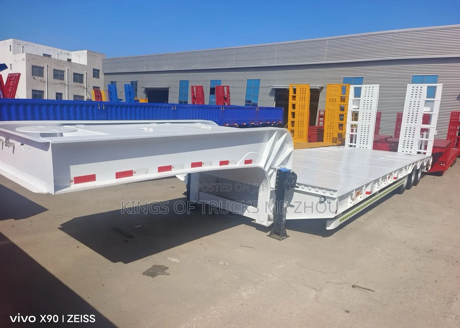 Brand New 3 Axles Low-Bed Trailer