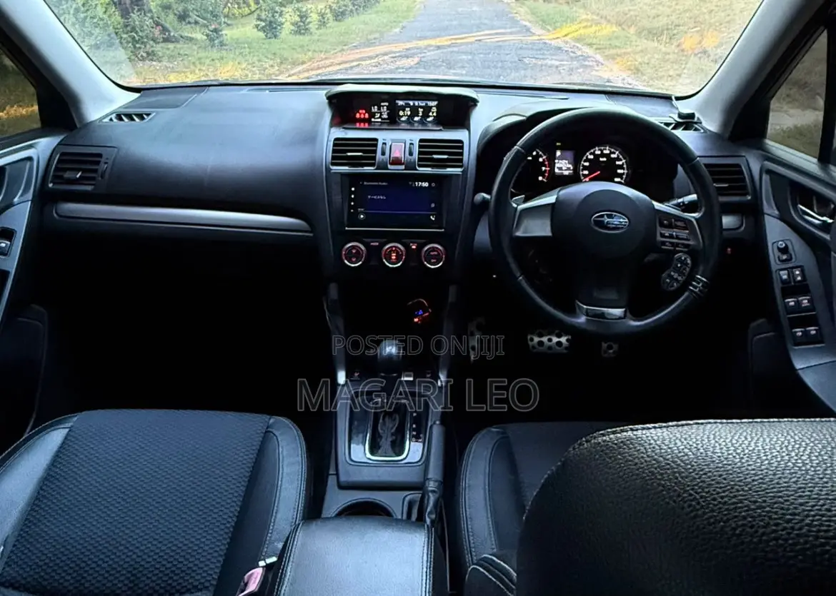 Subaru Forester 2014 Black