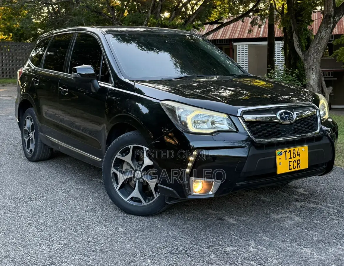 Subaru Forester 2014 Black