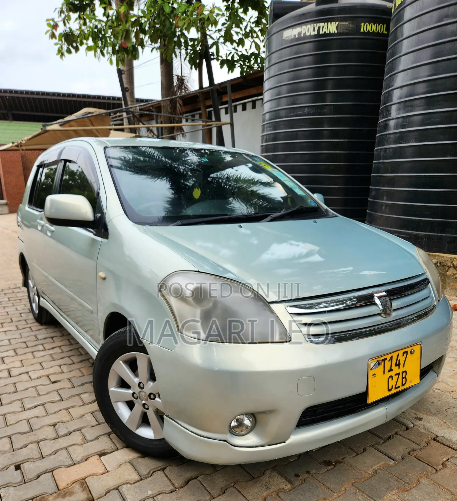 Toyota Raum 2005 Silver