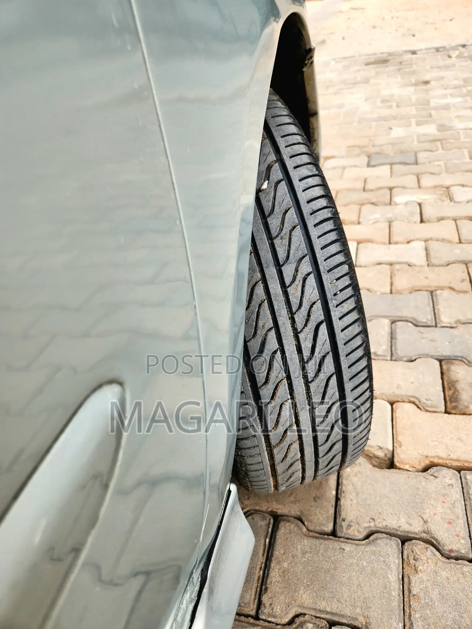 Toyota Raum 2005 Silver