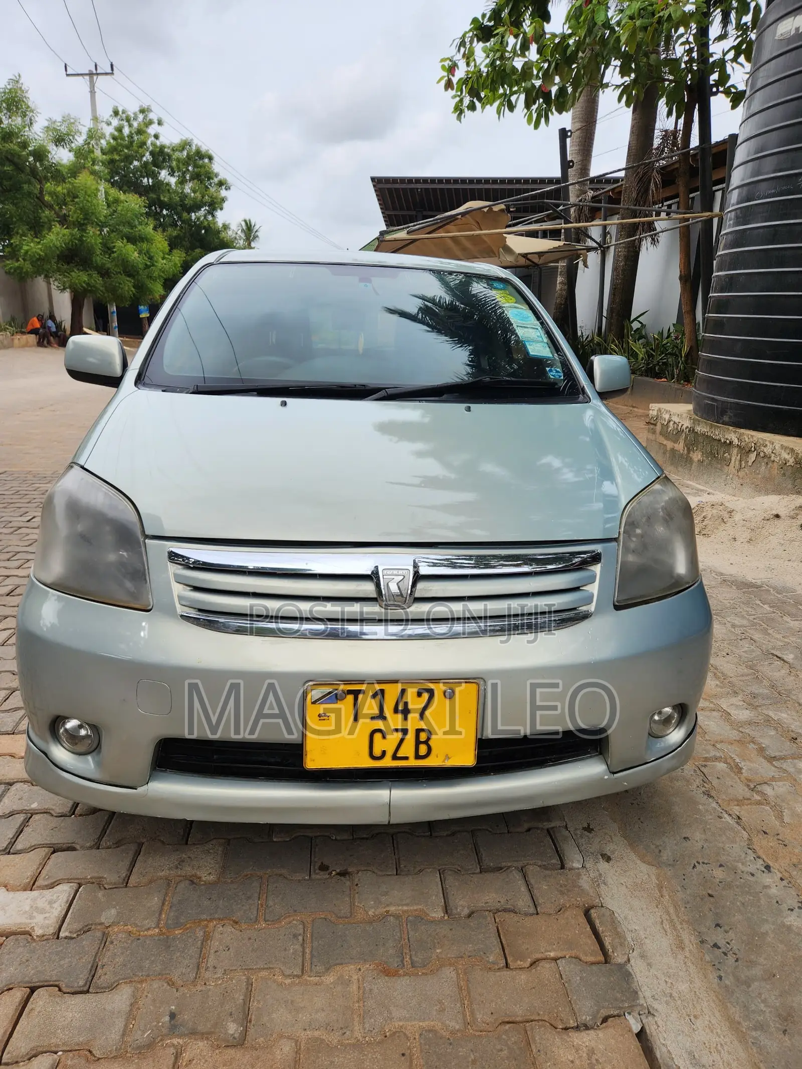 Toyota Raum 2005 Silver