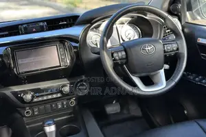 Toyota Hilux Revo Double Cab Deisel 2.4 RWD 2021 Black