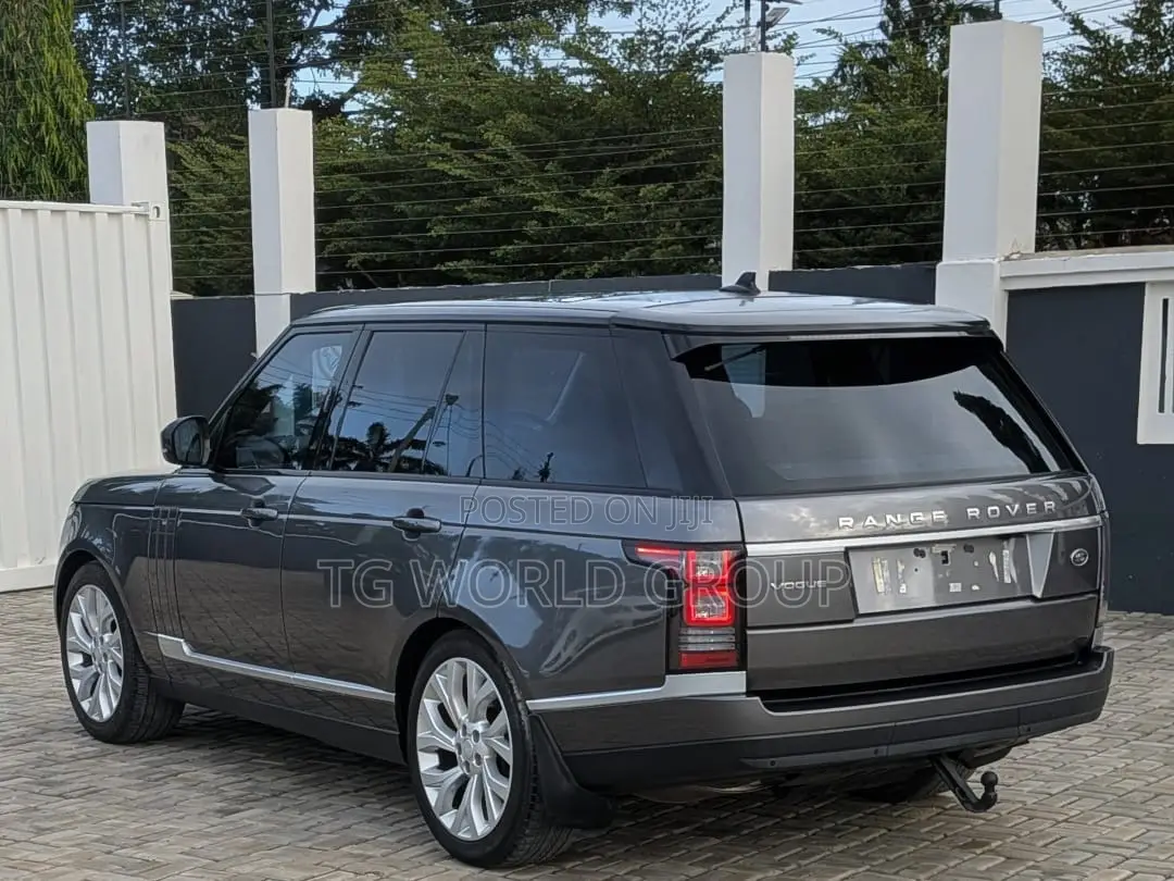 Land Rover Range Rover Vogue 2016 Gray