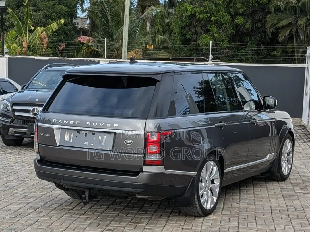 Land Rover Range Rover Vogue 2016 Gray