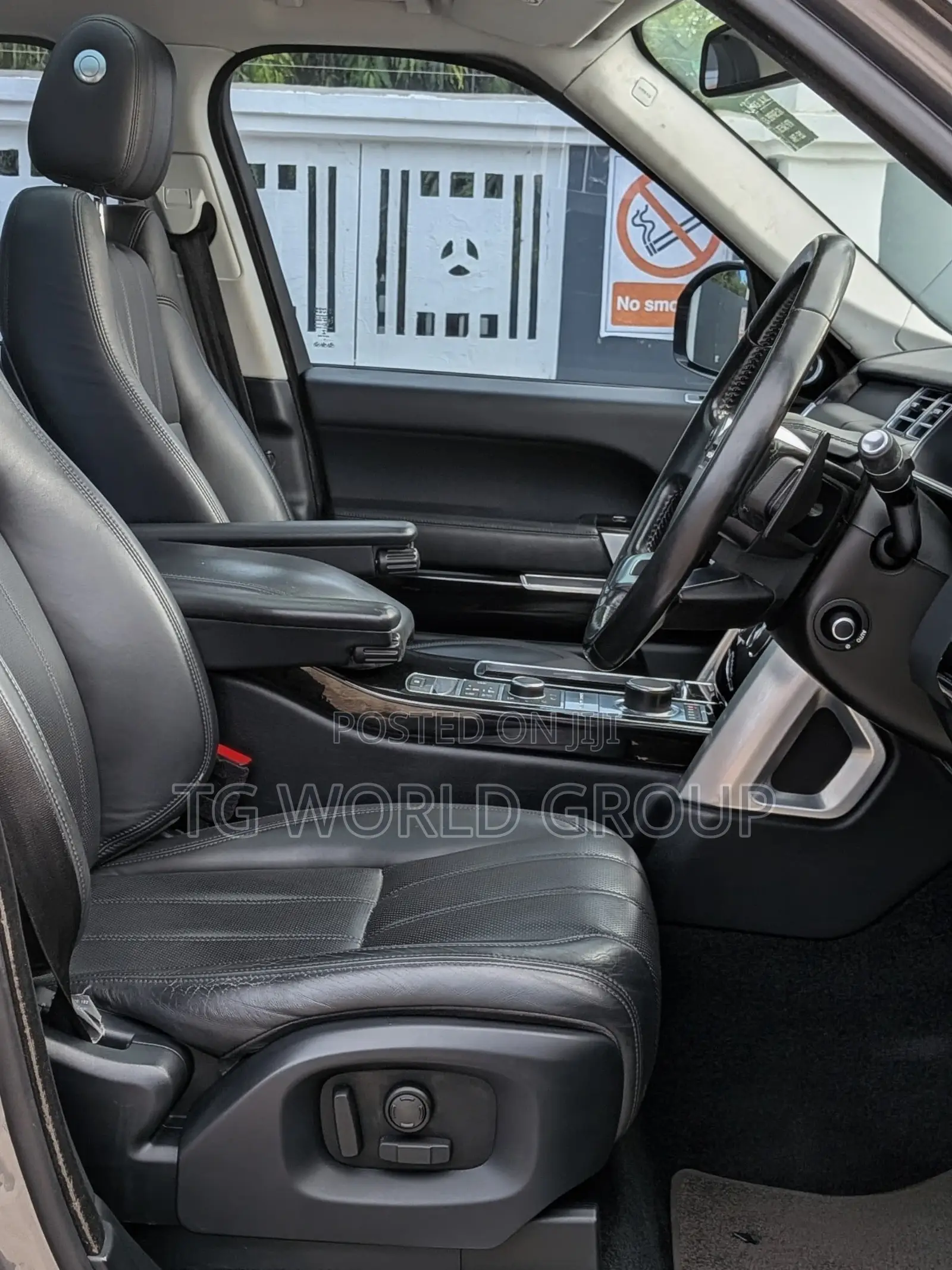 Land Rover Range Rover Vogue 2016 Gray