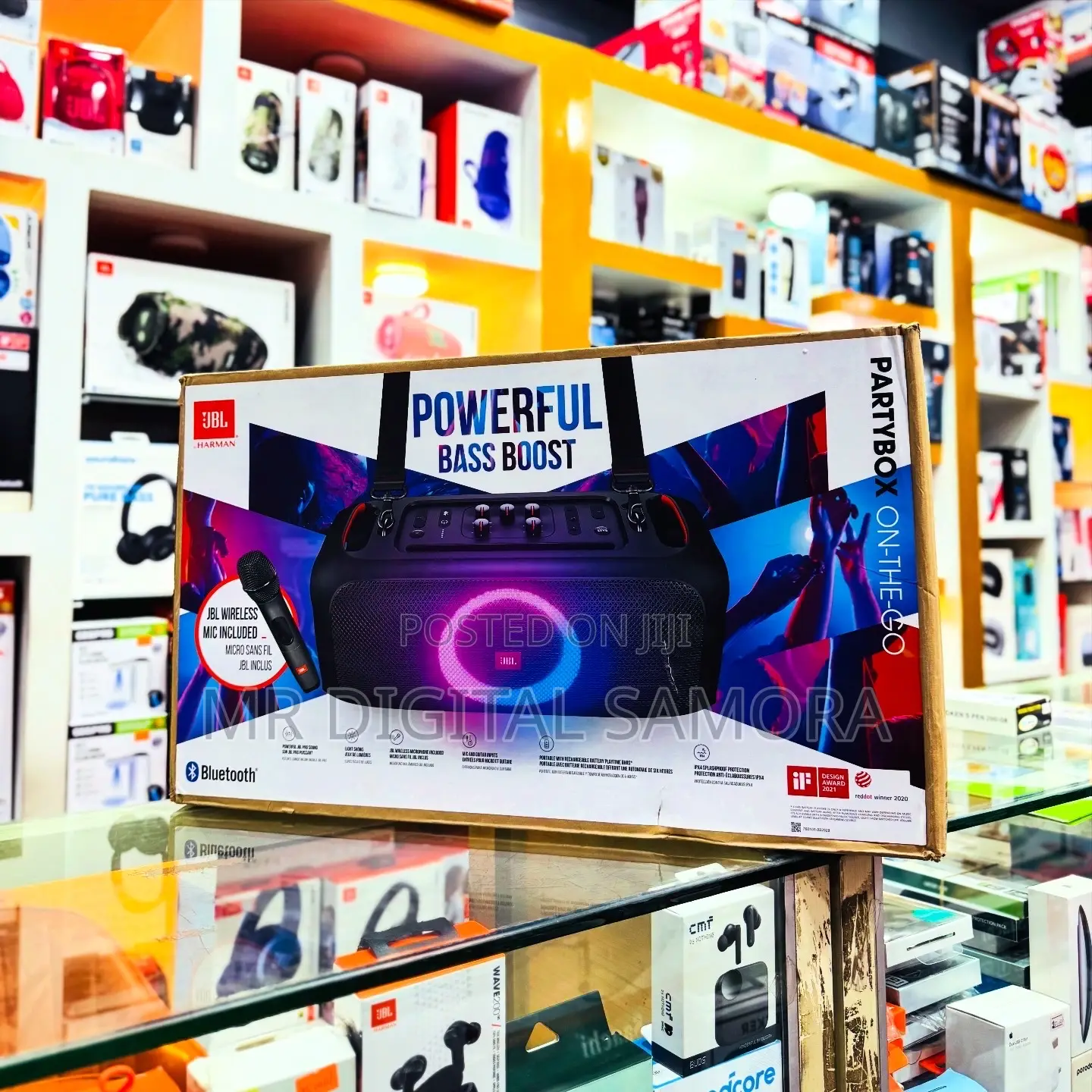 JBL Partybox on the Go