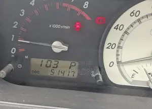 Toyota IST 2003 Beige