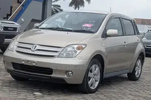 Toyota IST 2003 Beige