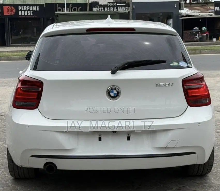 BMW 120i 2012 White