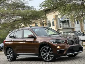 BMW X1 xDrive28i AWD 2016 Brown