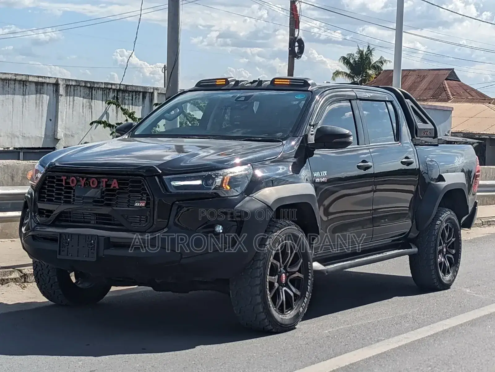 Toyota Hilux 2022 Black